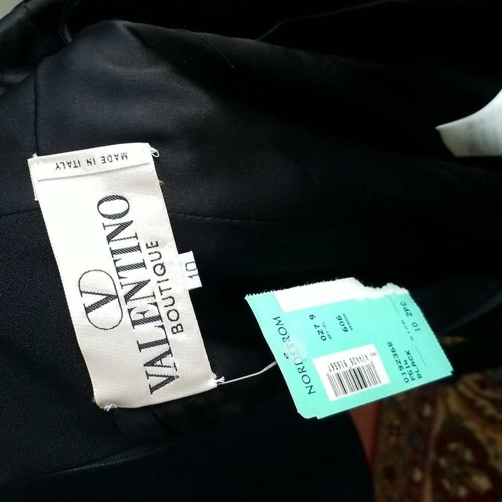 VALENTINO BOUTIQUE Vintage S606 Black Skirt Suit with Velvet Inset Size 10 NWT!! - Picture 12 of 13